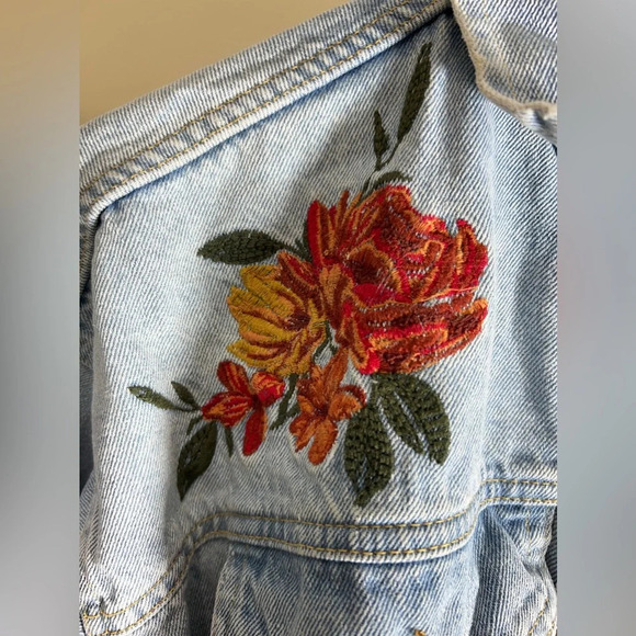 BDG Denim Jacket Size Small - Picture 7 of 9